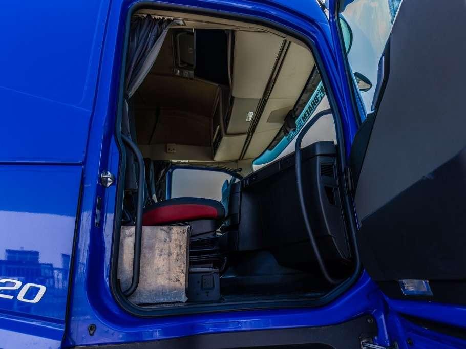 Volvo FH 420 Foto 19