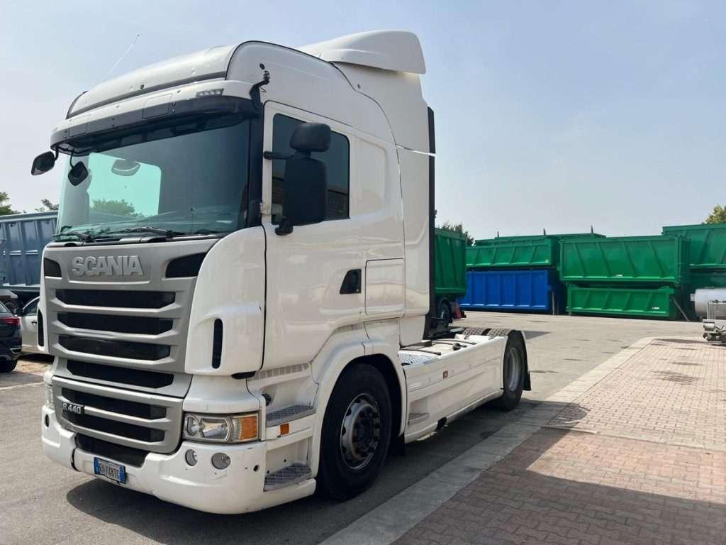Scania 440 USATO TRATTORE CON RALLA Foto 1