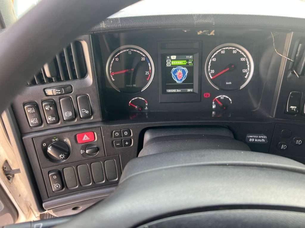 Scania 440 USATO TRATTORE CON RALLA Foto 10