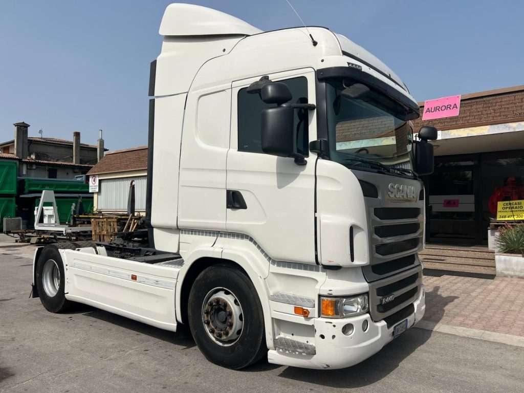 Scania 440 USATO TRATTORE CON RALLA Foto 3