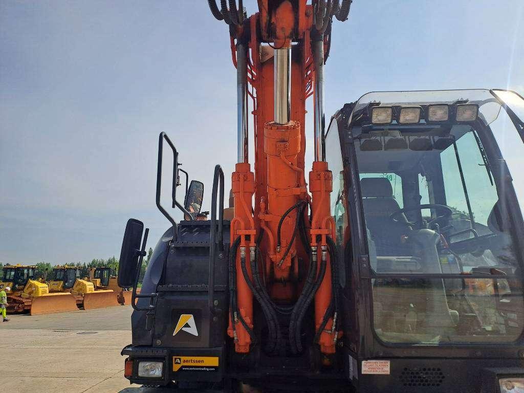 Hitachi ZX170W-5B Foto 10