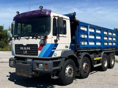 Man 41.364 VF 8x4 vendida por Massucco T. Srl