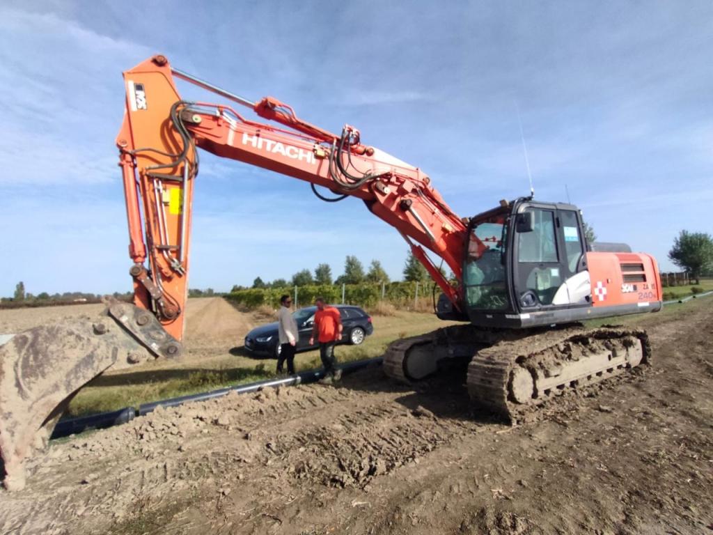 Hitachi Zaxis ZX240N-5B Series Foto 2