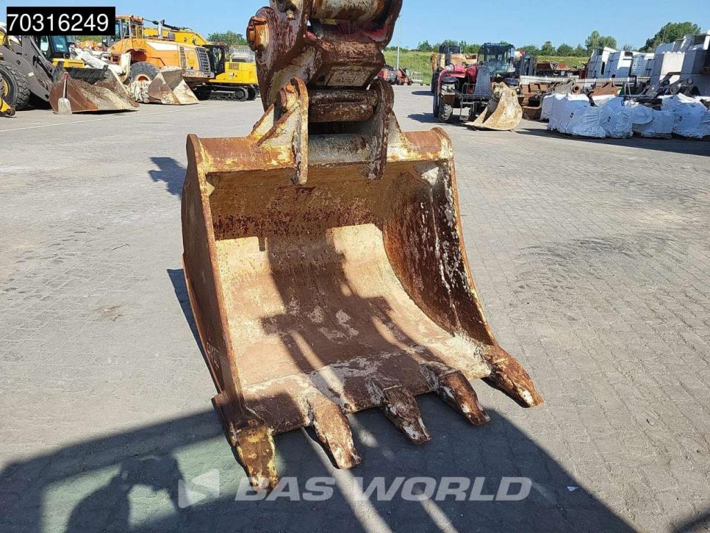 Komatsu PW180 -7E0 OUTRIGGERS + BLADE Foto 17