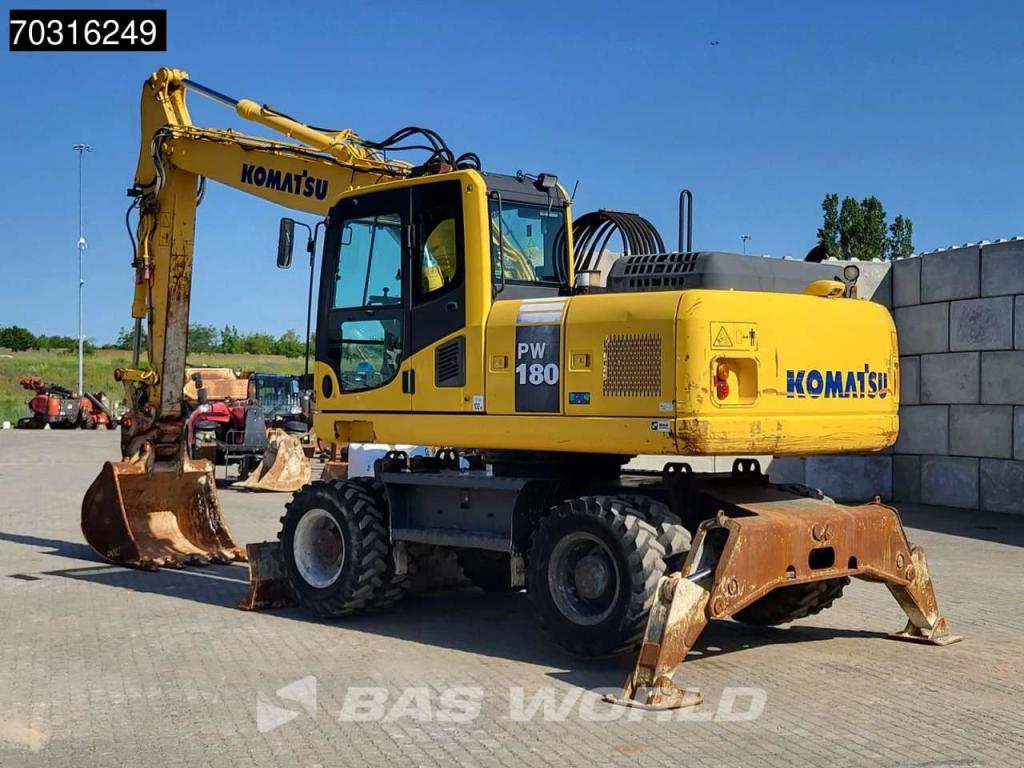 Komatsu PW180 -7E0 OUTRIGGERS + BLADE Foto 6