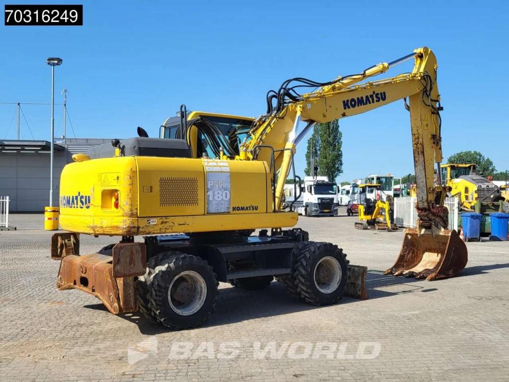 Komatsu PW180 -7E0 OUTRIGGERS + BLADE Foto 9