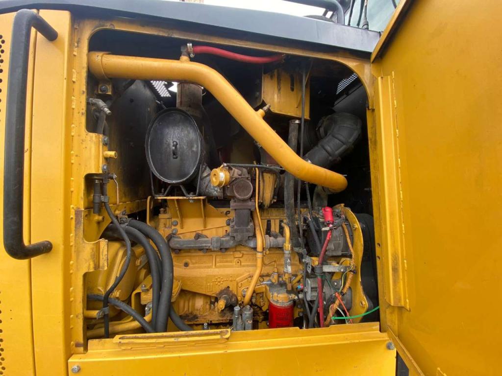 Caterpillar 140M Ripper + Pushblock Foto 14