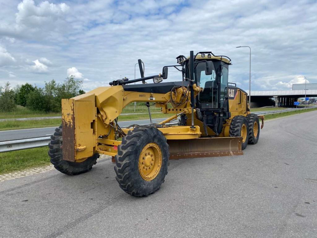 Caterpillar 140M Ripper + Pushblock Foto 2