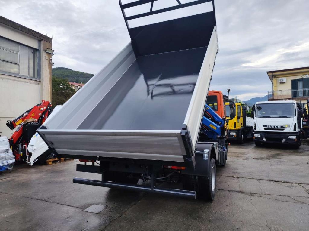 Iveco EUROCARGO 120-190L Foto 2