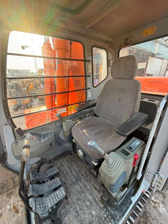 Fiat Kobelco EX235 Foto 9