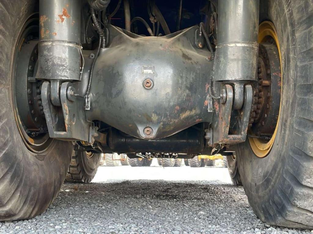 Komatsu HD465-7 Foto 3
