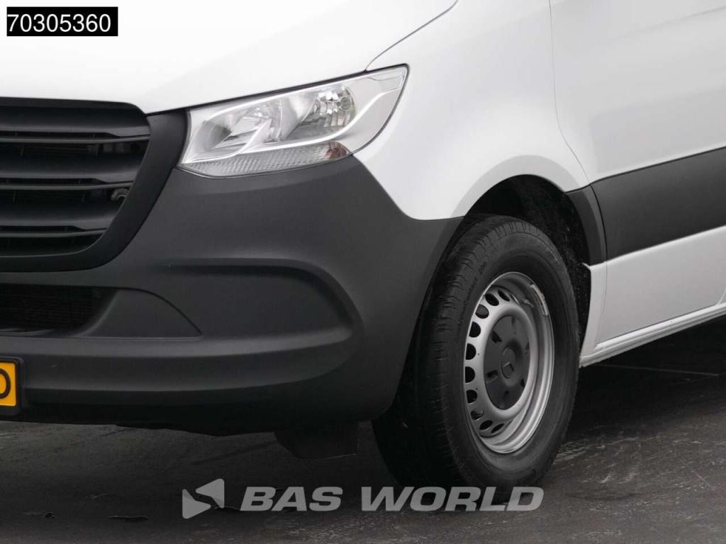 Mercedes Sprinter 315 CDI Automaat L2H2 150PK Airco Camera MBUX CarPlay Euro6 L2 Airco Foto 16