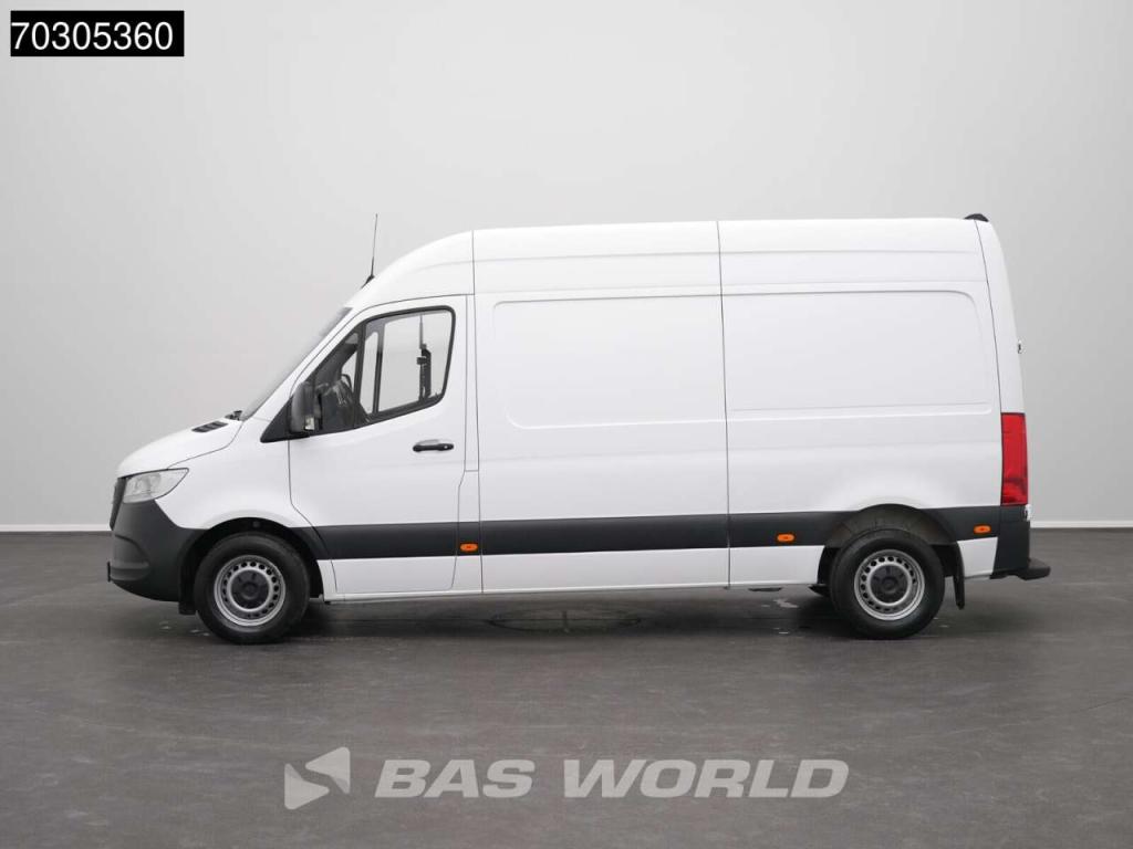 Mercedes Sprinter 315 CDI Automaat L2H2 150PK Airco Camera MBUX CarPlay Euro6 L2 Airco Foto 6
