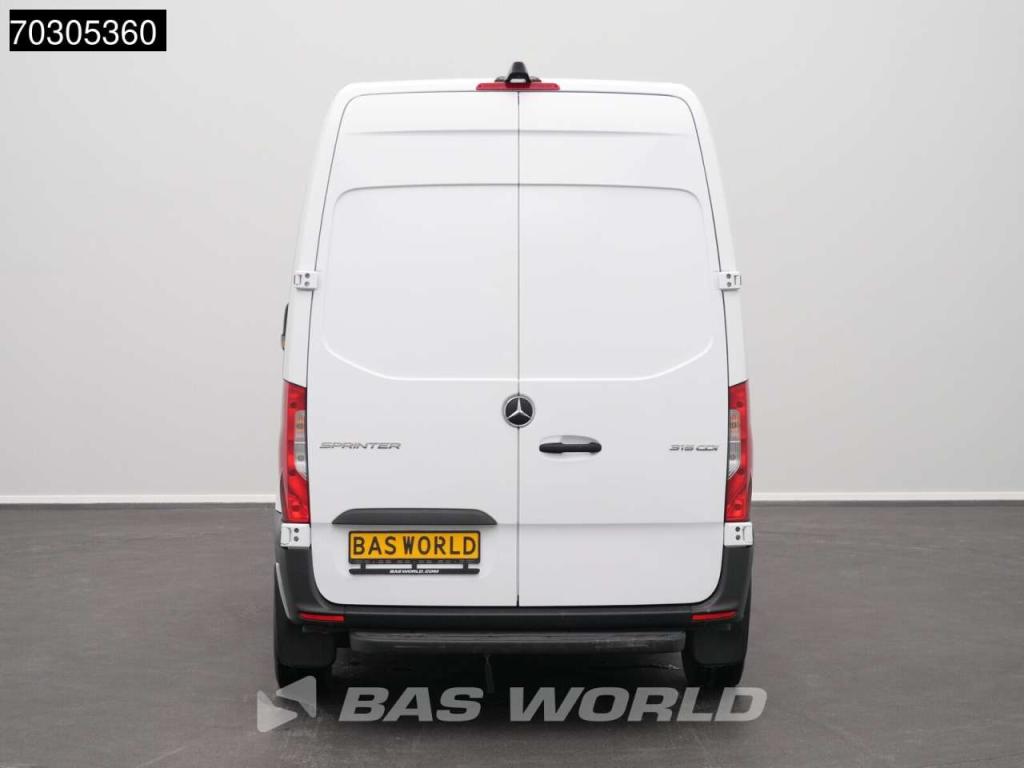 Mercedes Sprinter 315 CDI Automaat L2H2 150PK Airco Camera MBUX CarPlay Euro6 L2 Airco Foto 7