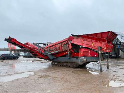 Terex - Finlay 883 - Automatic Greasing / Caterpillar Engine vendida por Boss Machinery