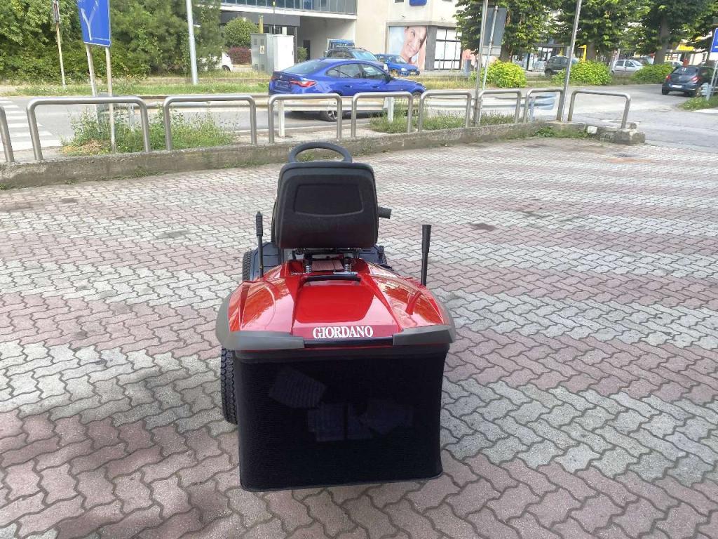 Castelgarden XHT 240 4WD - TRAZIONE INTEGRALE Foto 10