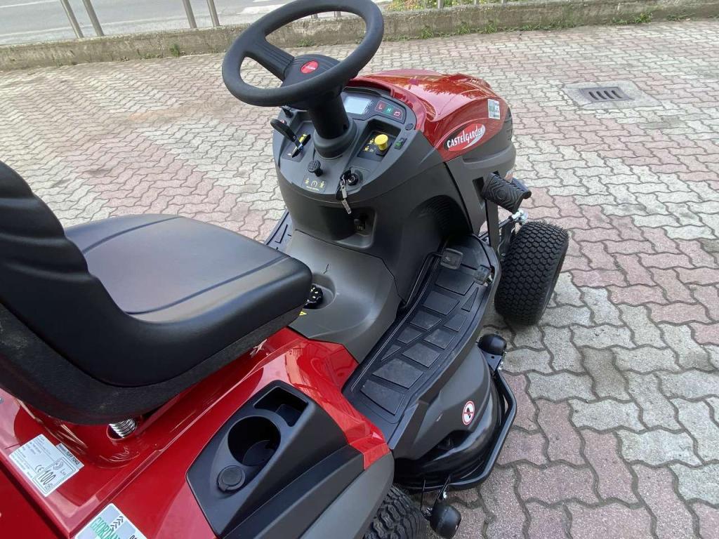 Castelgarden XHT 240 4WD - TRAZIONE INTEGRALE Foto 13