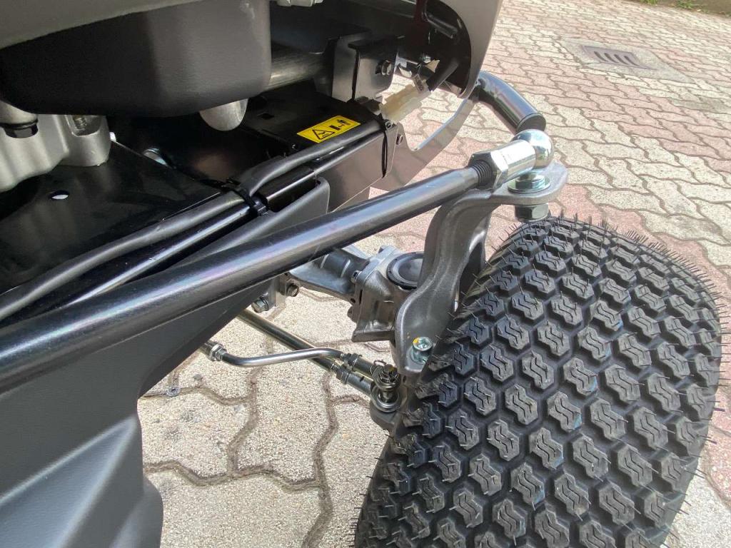 Castelgarden XHT 240 4WD - TRAZIONE INTEGRALE Foto 25