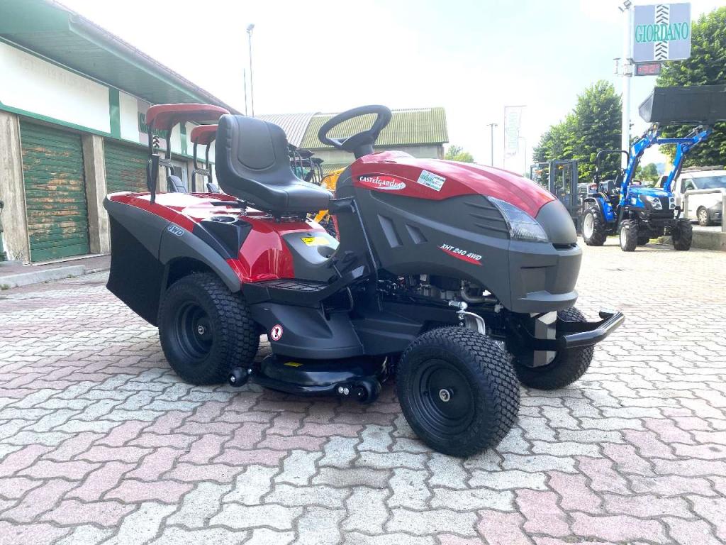 Castelgarden XHT 240 4WD - TRAZIONE INTEGRALE Foto 6