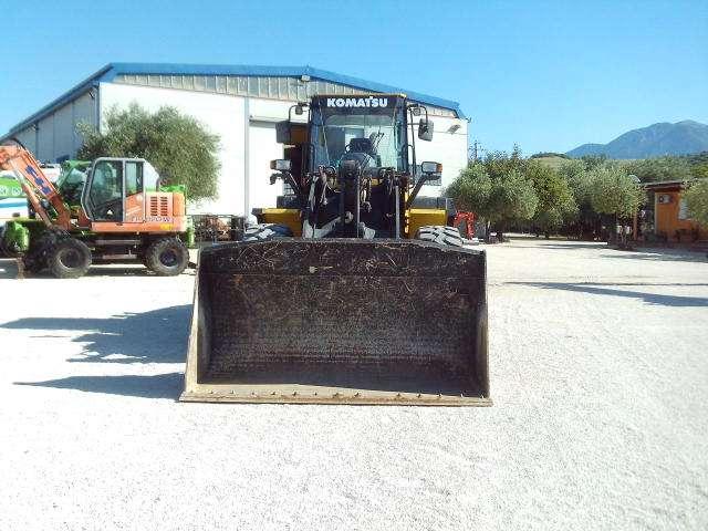 Komatsu WA250-5 Foto 6