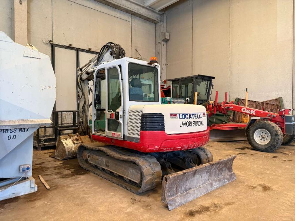 Takeuchi TB175 Foto 1