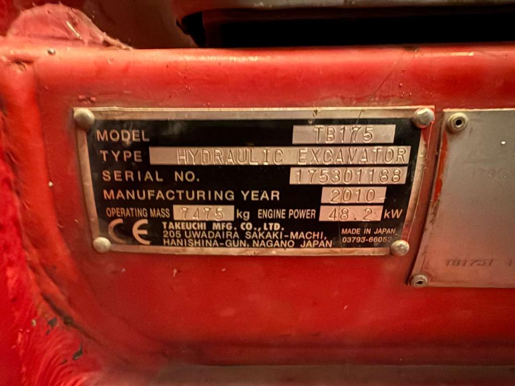 Takeuchi TB175 Foto 2