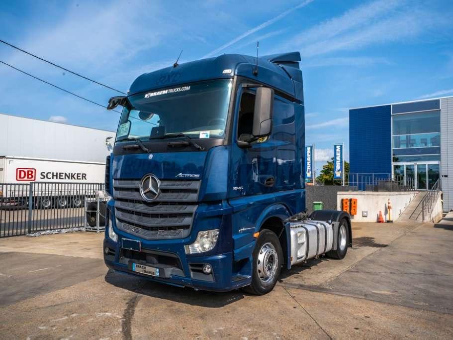 Mercedes-Benz ACTROS 1846 LS Foto 1