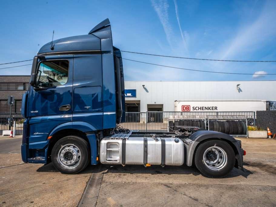 Mercedes-Benz ACTROS 1846 LS Foto 6