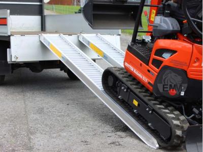EMM Rampe di Carico 4000 mm - Portata 55 q.li vendida por EMM Company srl