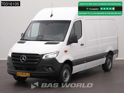 Mercedes-Benz Sprinter 317 CDI Nieuw Model Automaat 170PK L2H2 LED Airco Cruise Camera 10inch MBUX CarPlay Parkee vendida por BAS World B.V.