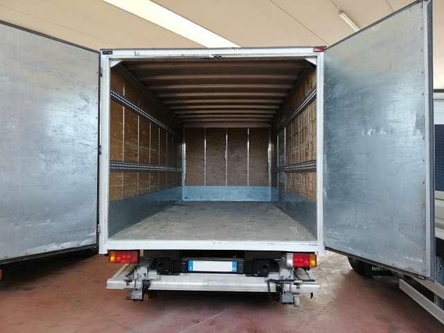 Iveco Eurocargo 75E18 Foto 5