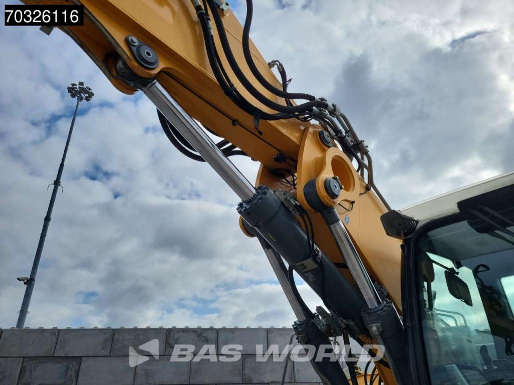 Liebherr R922 LC Foto 12