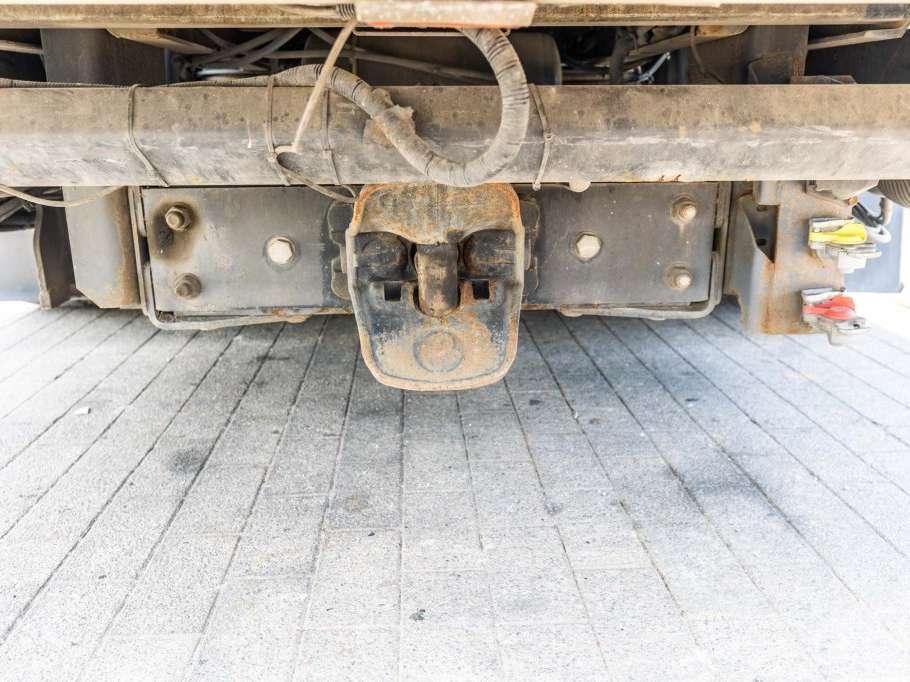 Renault D14 250 + DHOLLANDIA Foto 17