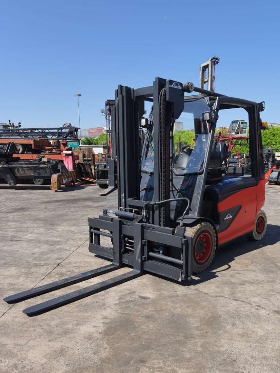 Linde E50HL-01 Foto 1