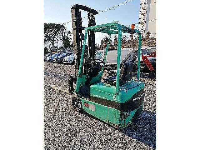 Mitsubishi Carretilla elevadora diesel Foto 1
