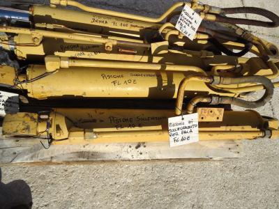 Cilndro de levantamiento para Fiat Allis FL10E vendida por OLM 90 Srl
