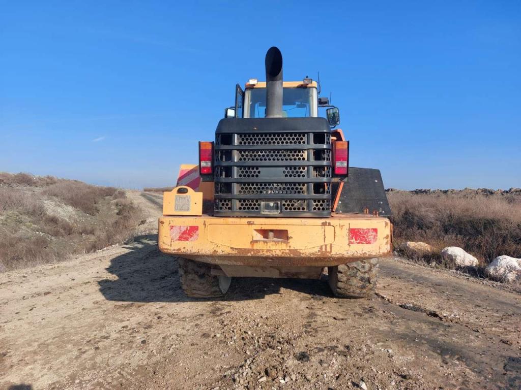 Daewoo MEGA 300-V Foto 3