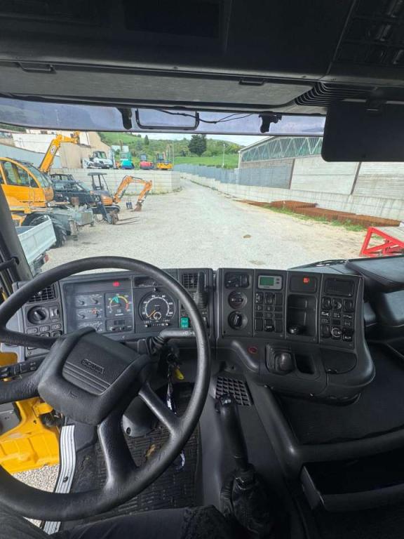 Scania 124L-420 Foto 6