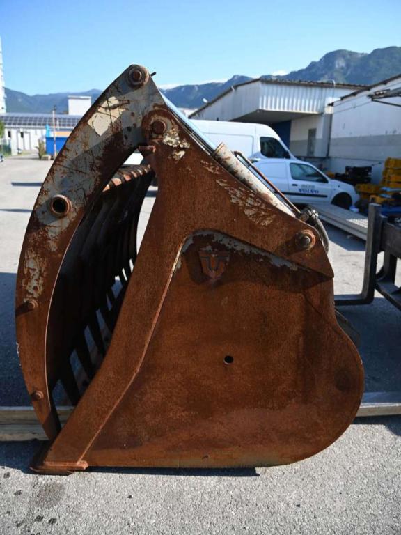 Trevi Benne pin-on 3000 mm with hydraulic grab Foto 2