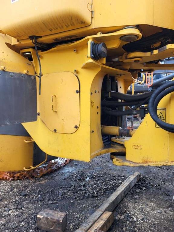 Volvo front frame VOE11177610 for Volvo L110E, L120E Foto 5
