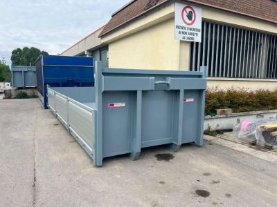 CONTAINER SCARRABILE NUOVO A PIANALE vendida por Aurora Srl