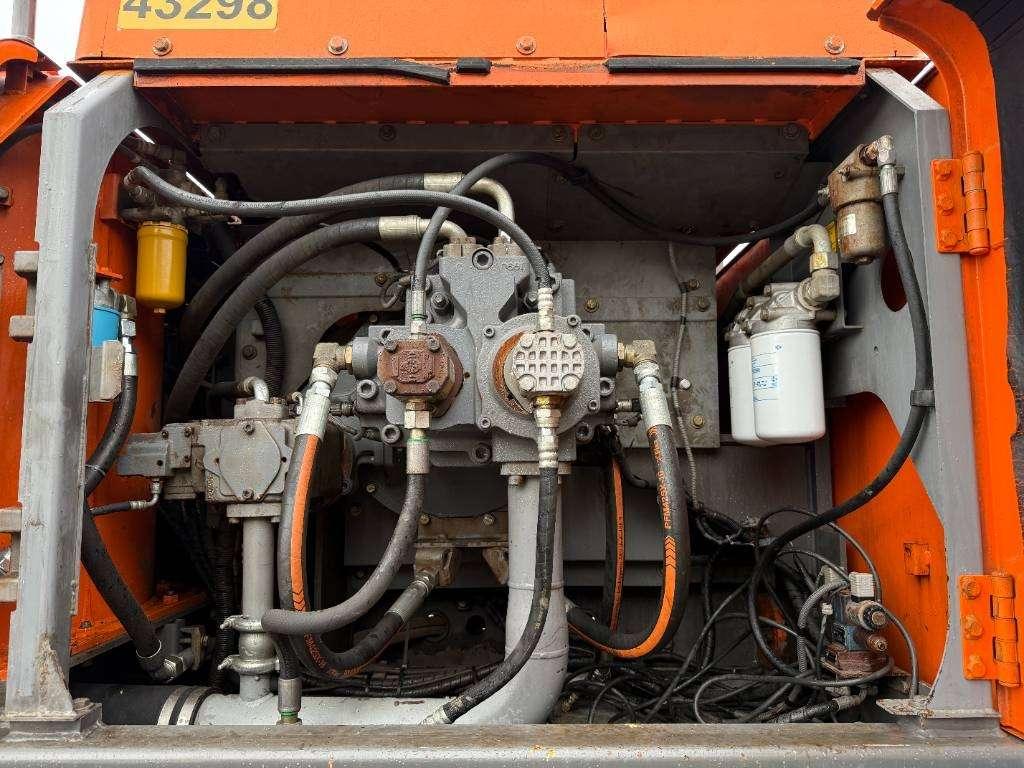 Hitachi ZX470LCH-3 - 24mtr - Rebuild engine Foto 29