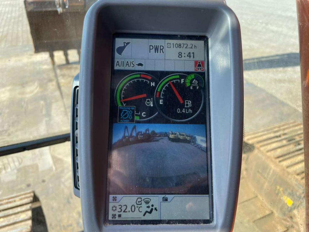 Hitachi ZX210LC-6 Foto 23