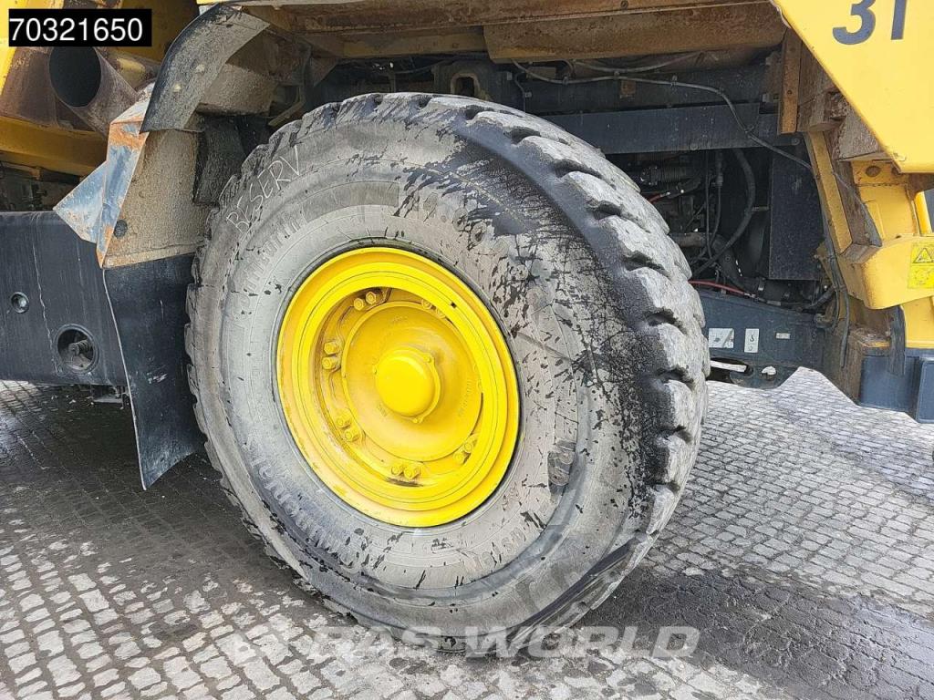 Komatsu HD605 -7E0 Foto 26