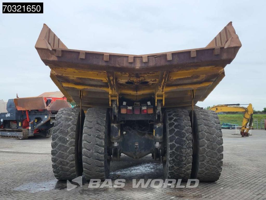 Komatsu HD605 -7E0 Foto 6