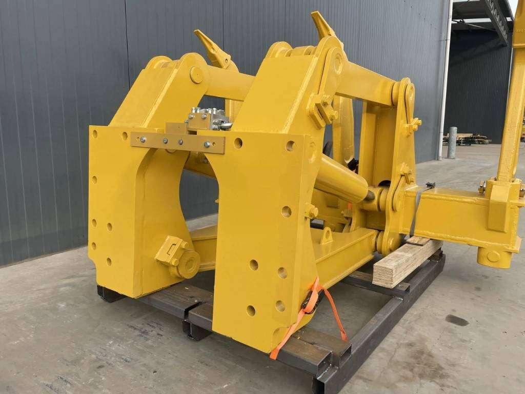Komatsu D85 Foto 4