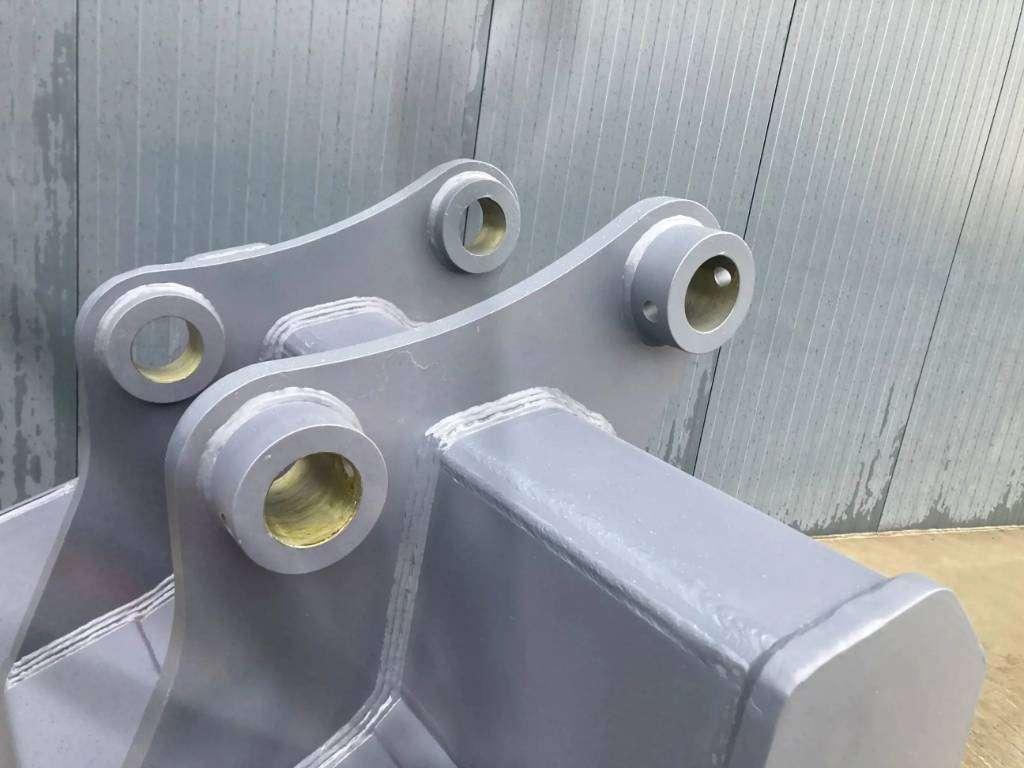 Komatsu HB365 Foto 6