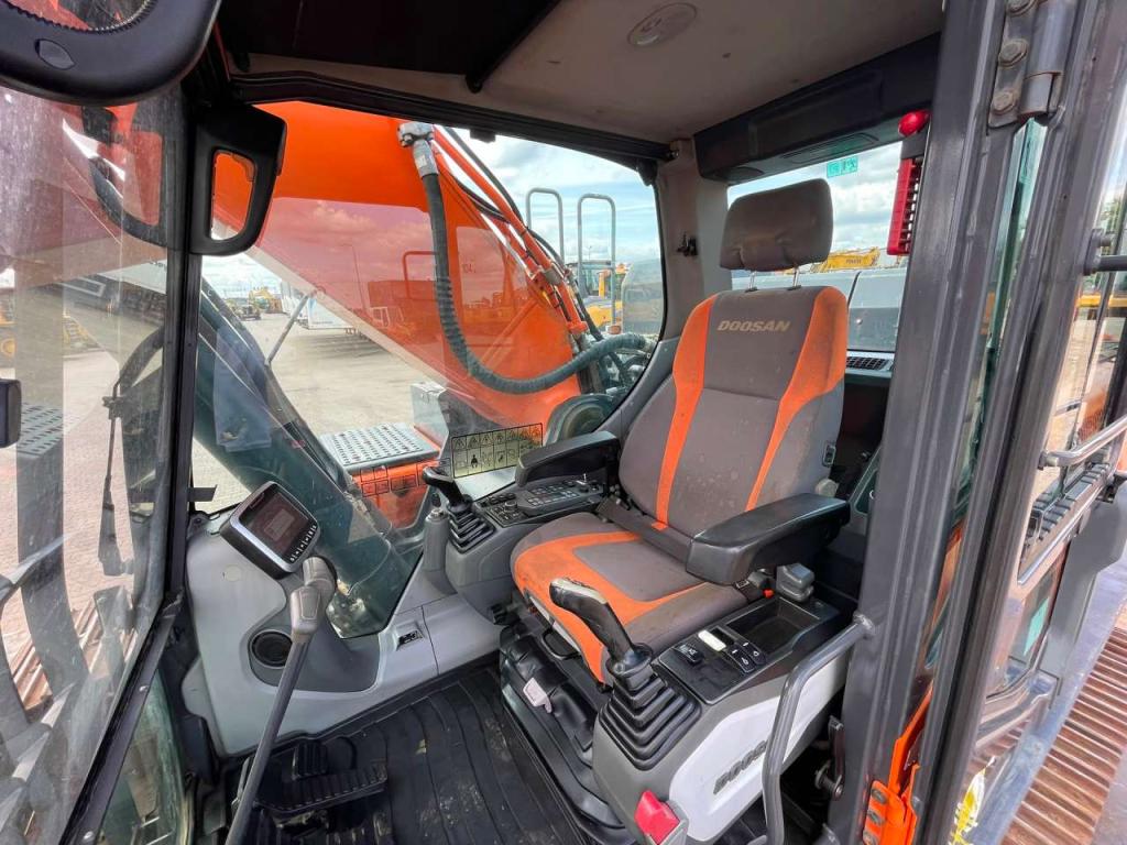 Doosan DX300LC-5 Foto 21