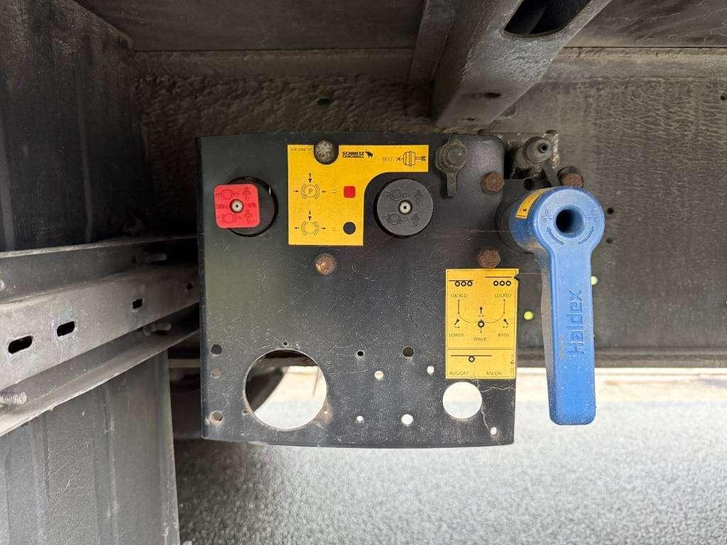 Schmitz Cargobull SCB*S3T Drankentrailer / 3 Axles / Speed Curtain Foto 13