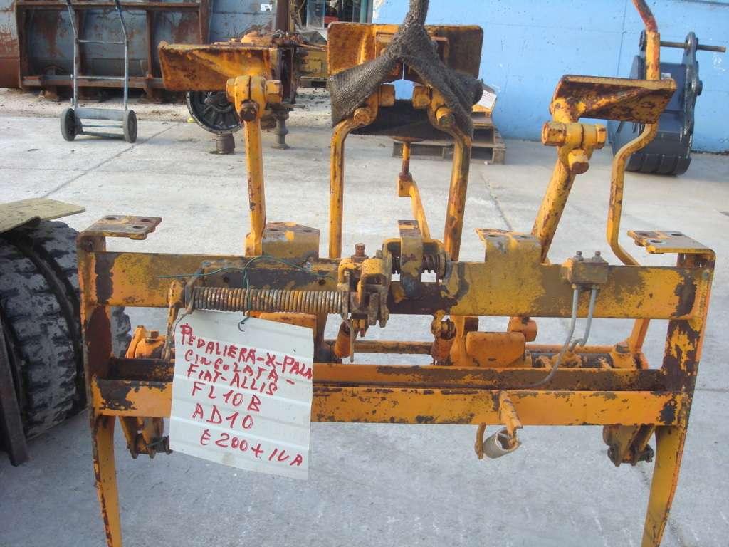Pedal de control para Fiat Allis FL10B, AD10B Foto 1